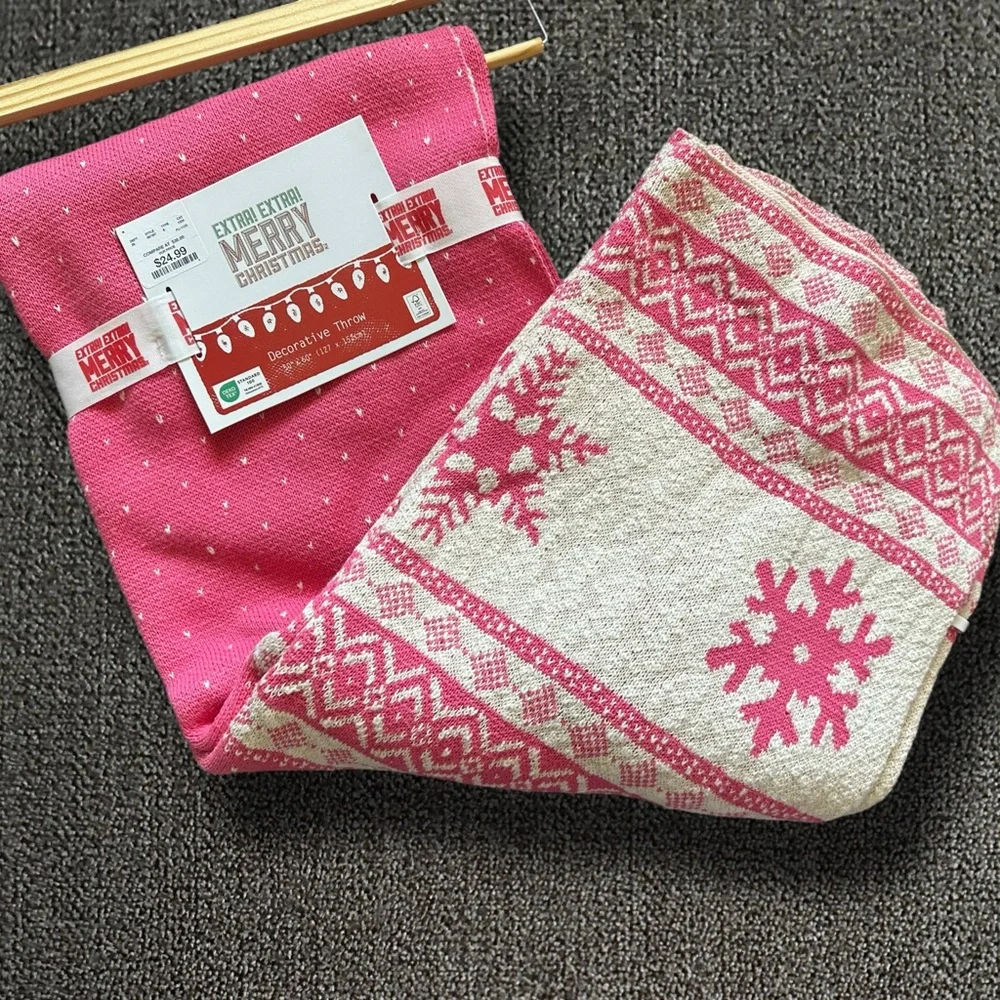 Hot Pink Christmas Snowflake Throw Blanket